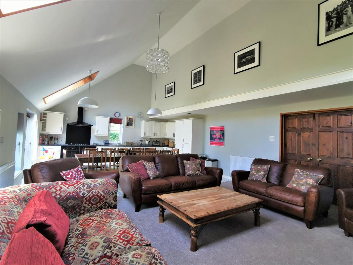 Wellstone Cottages - Honey Coach House Llanfyrnach Екстериор снимка
