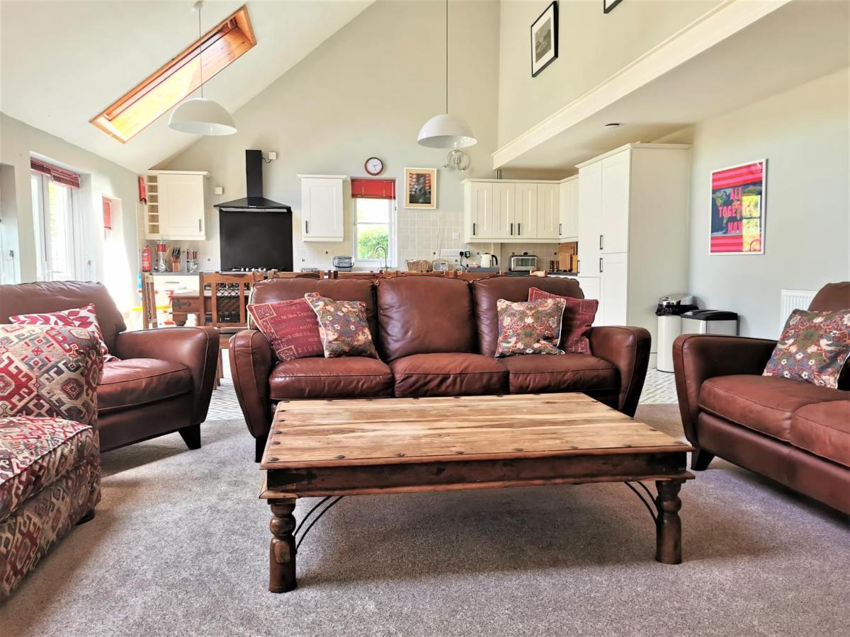 Wellstone Cottages - Honey Coach House Llanfyrnach Екстериор снимка