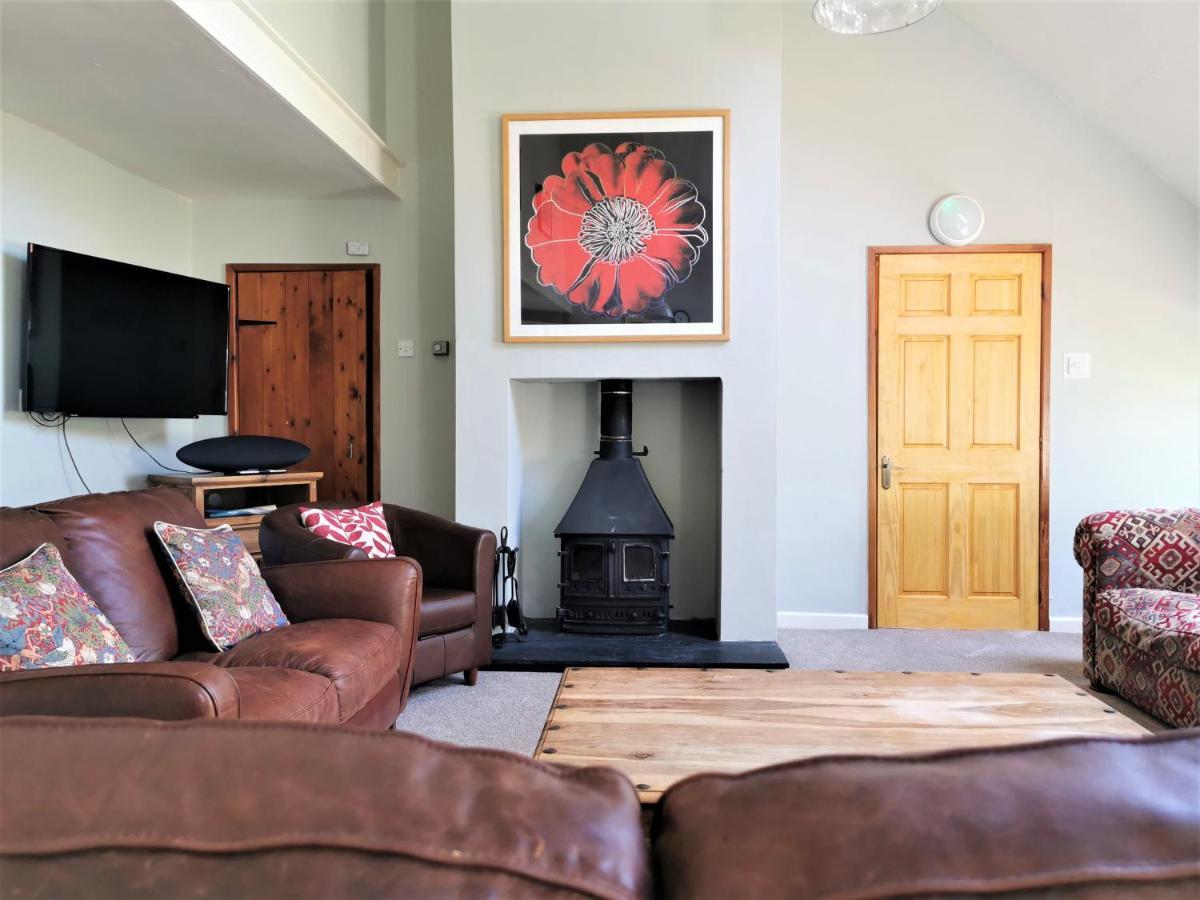 Wellstone Cottages - Honey Coach House Llanfyrnach Екстериор снимка